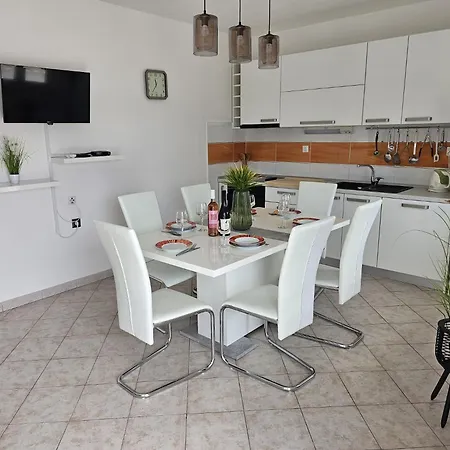 Apartment Puzak *